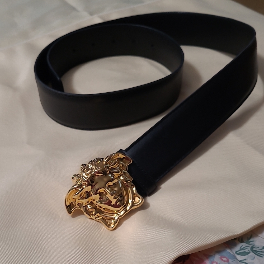 Versace Classic Black Leather Belt ❤️ Host Pick